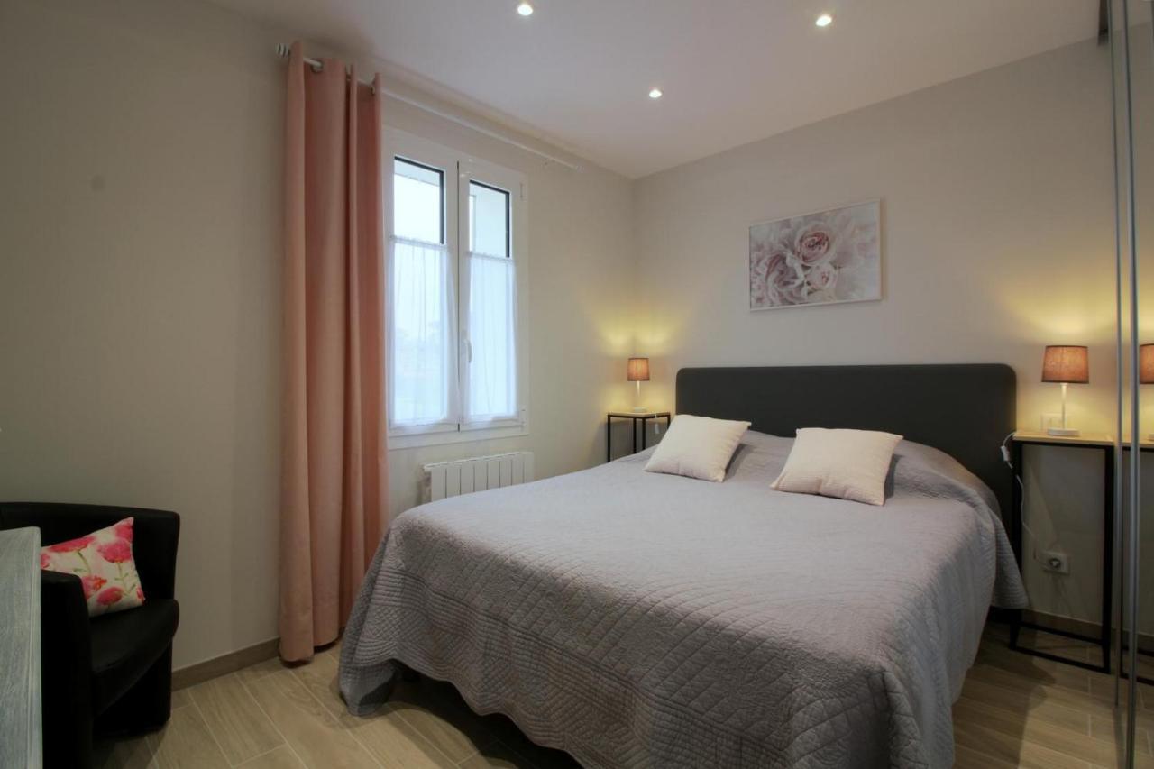 Bed and Breakfast Les Raisins Du Bonheur Puisseguin Zewnętrze zdjęcie